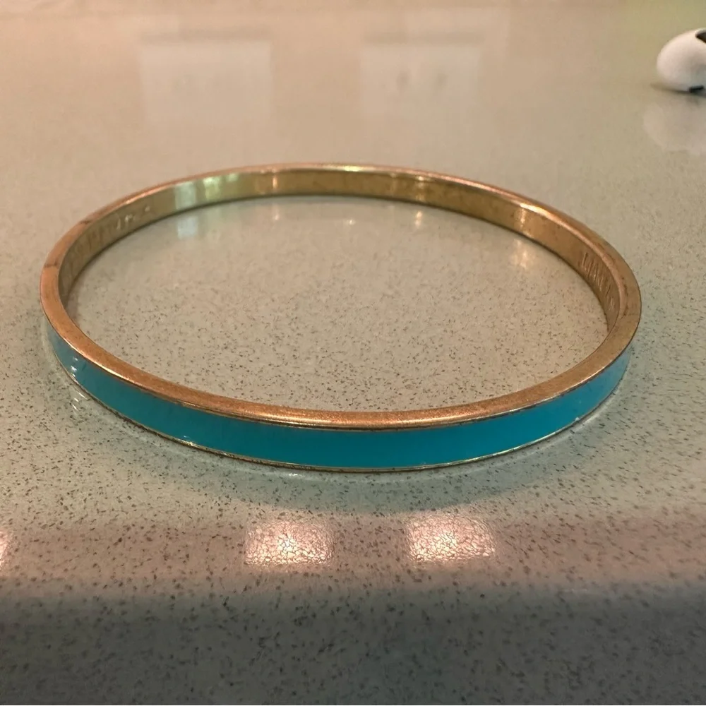 Kate Spade “Make a Splash” Idiom Bangle Bracelet Turquoise Enamel Gold Tone